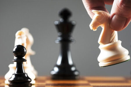 مسابقه شطرنج گرامیداشت هفته دولت در سراب برگزار شد